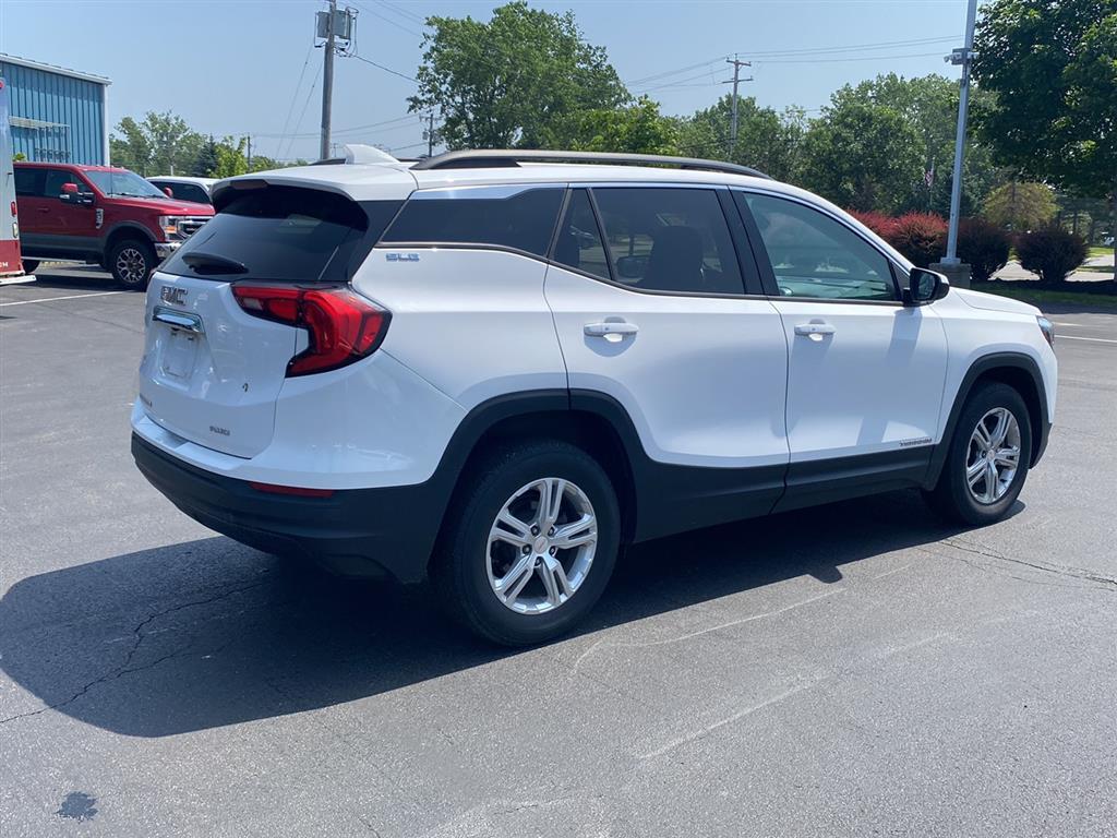 Used 2020 Summit White GMC SLE image 10