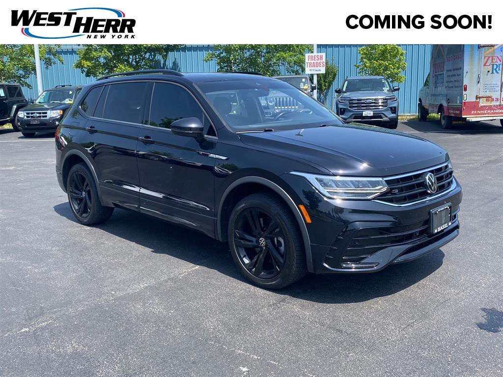  2023 Volkswagen Tiguan SE R-Line Black 4Motion   