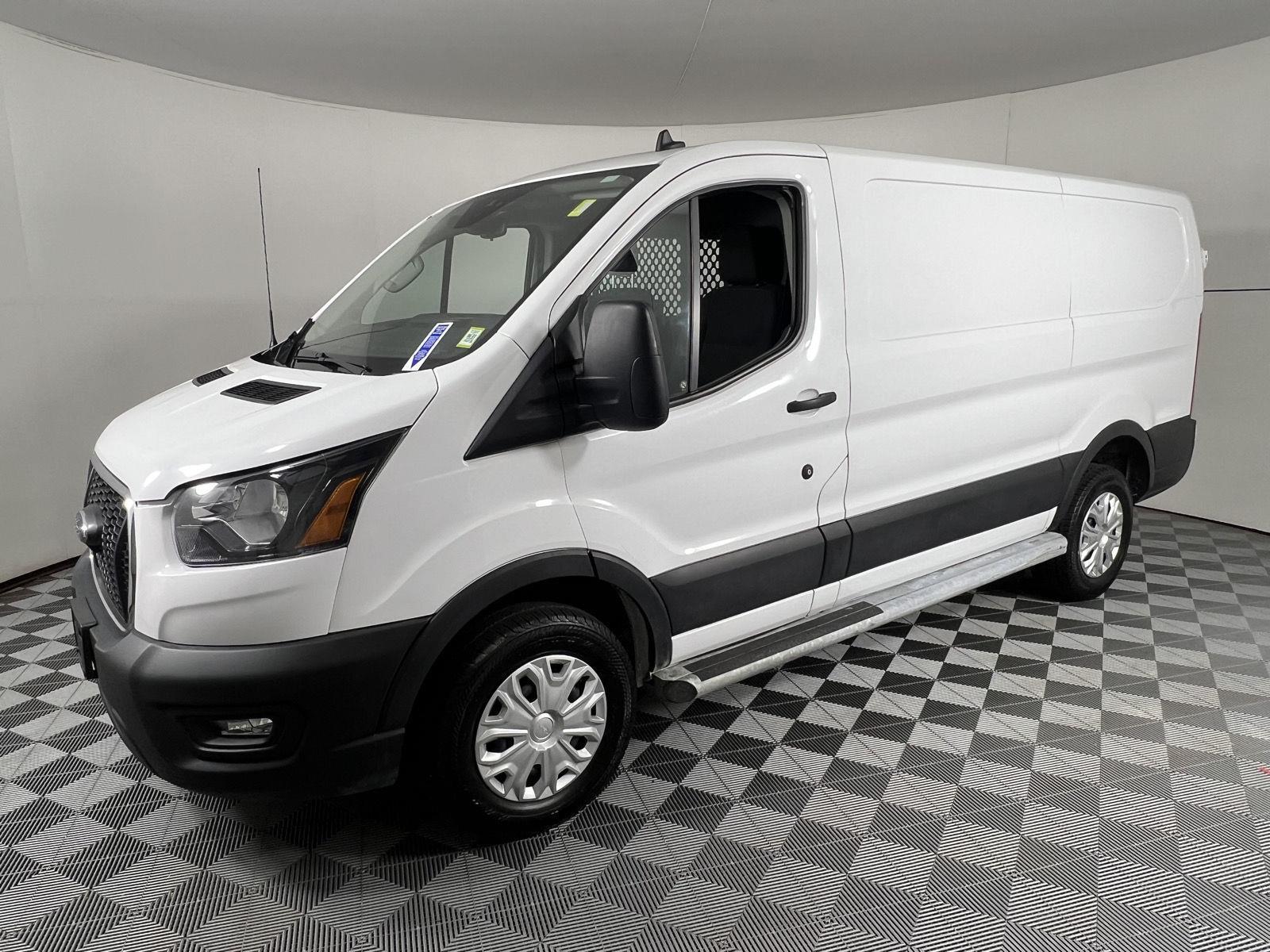 Used 2023 Oxford White Ford 250 image 8