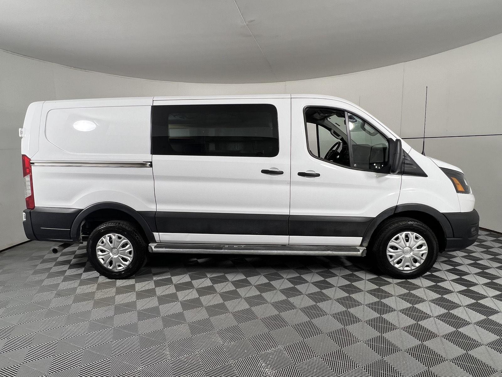 Used 2023 Oxford White Ford 250 image 13