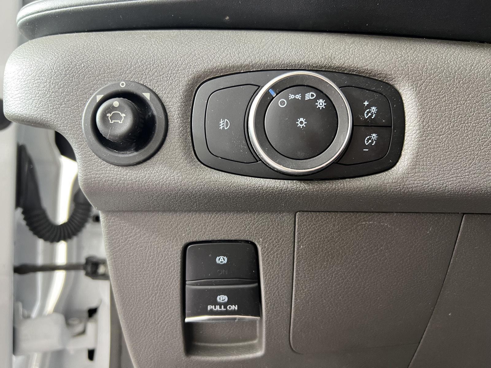Used 2023 Oxford White Ford 250 image 18