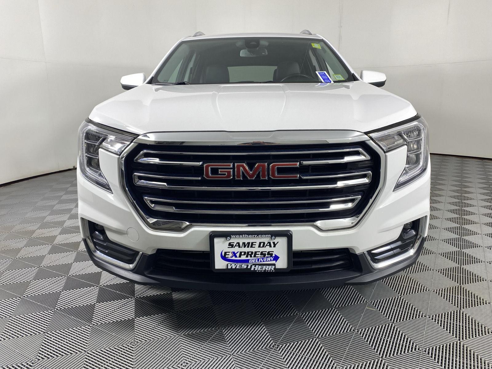 Used 2024 Summit White GMC SLT image 6