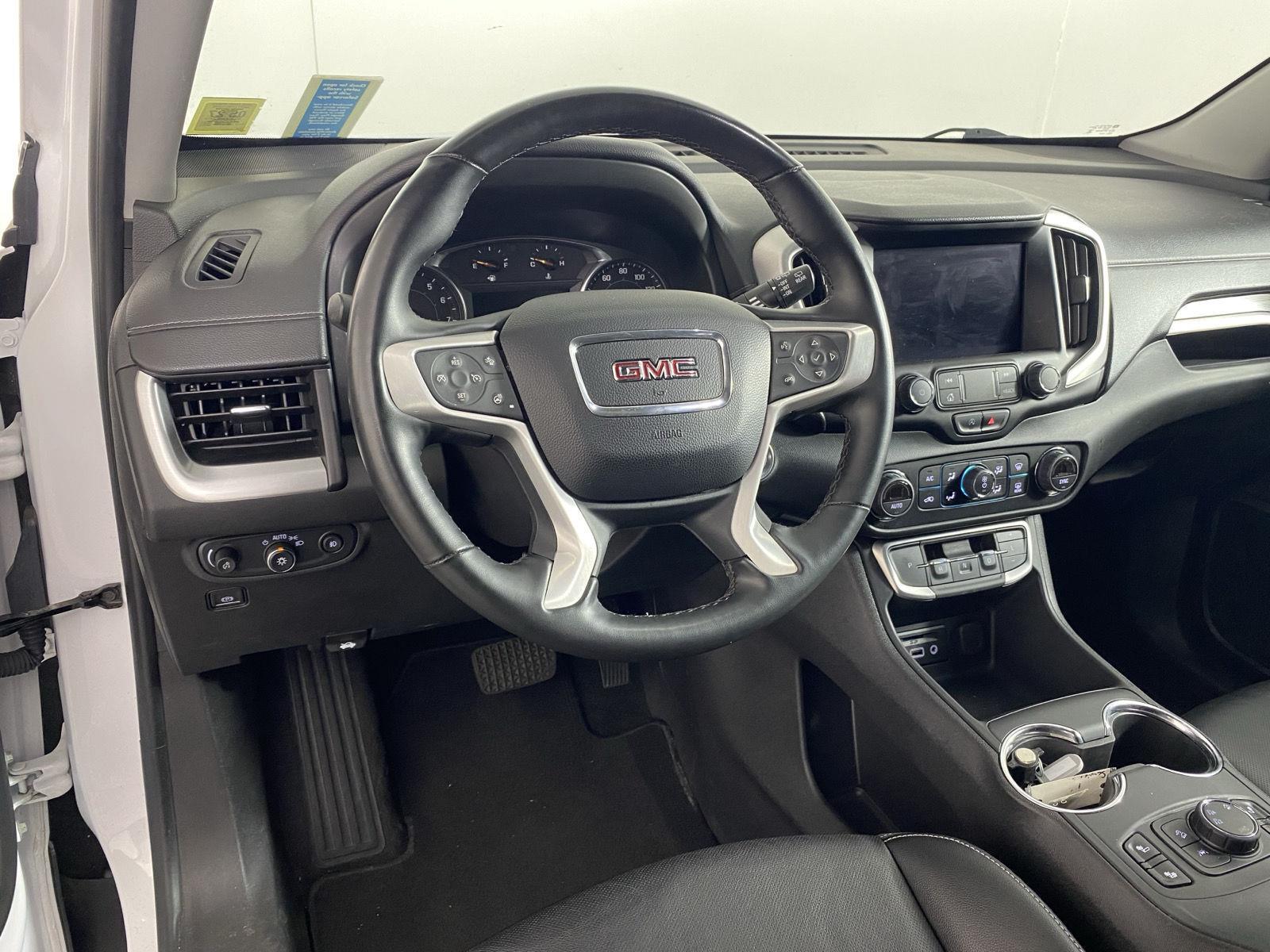 Used 2024 Summit White GMC SLT image 3