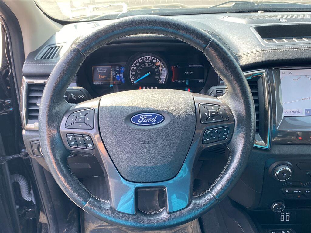 Used 2020 Shadow Black Ford LARIAT image 17