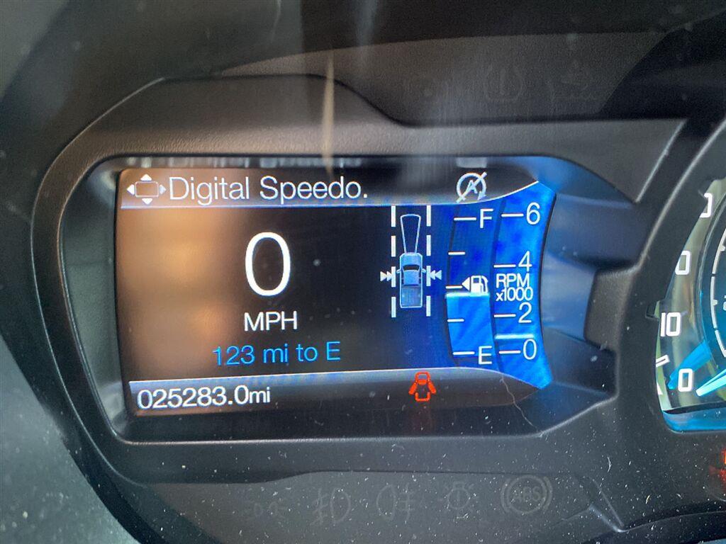 Used 2020 Shadow Black Ford LARIAT image 21