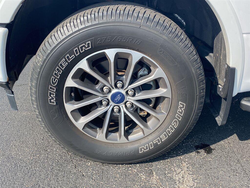 Used 2019 Oxford White Ford XLT image 20