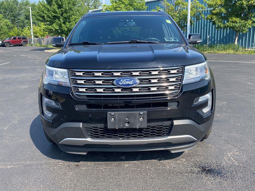 Used 2017 Shadow Black Ford XLT image 5