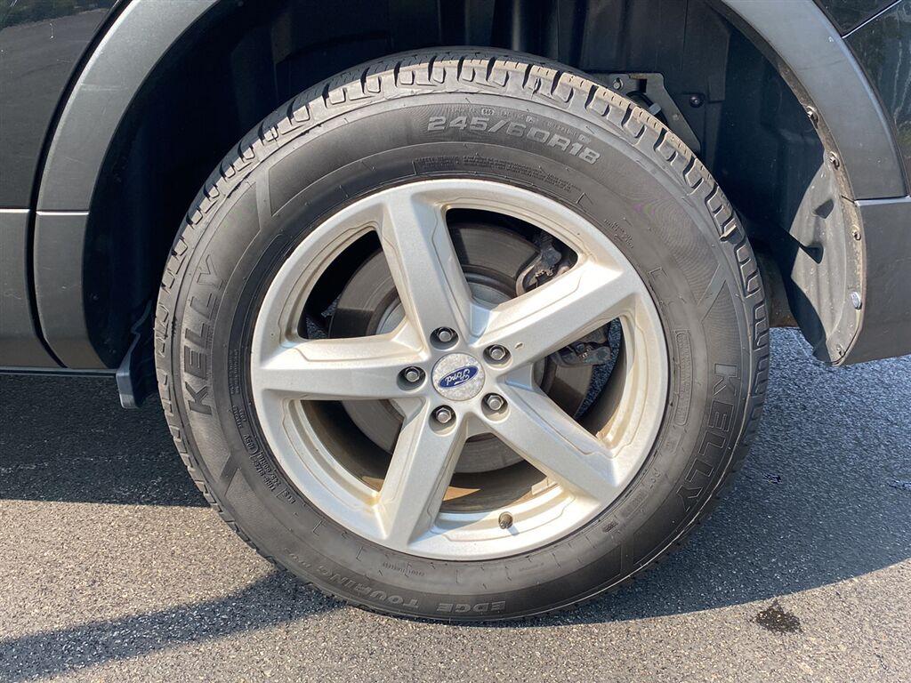 Used 2017 Shadow Black Ford XLT image 13