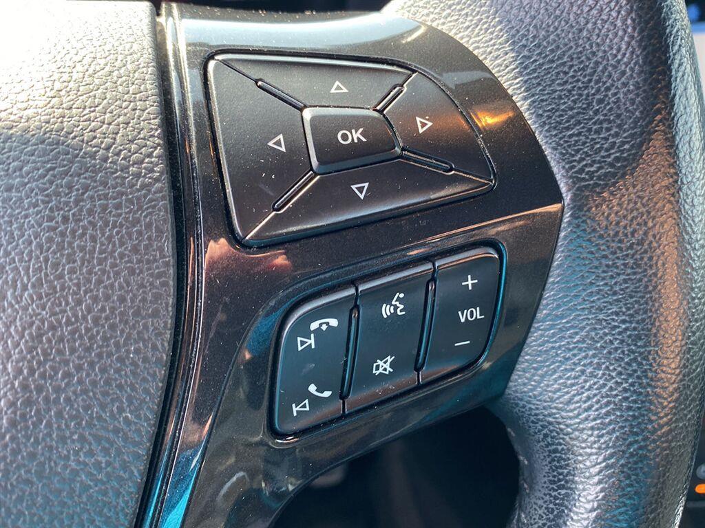 Used 2017 Shadow Black Ford XLT image 19