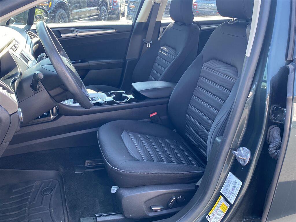 Used 2016 Guard Ford SE image 2