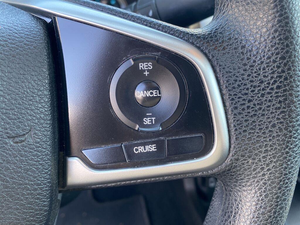 Used 2018  Honda EX image 19