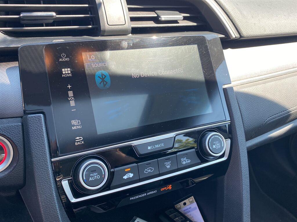 Used 2018  Honda EX image 4
