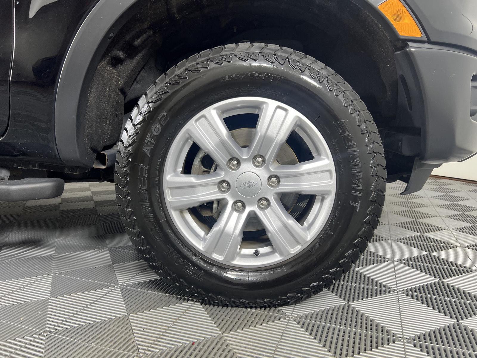 Used 2020 Shadow Black Ford XL image 12