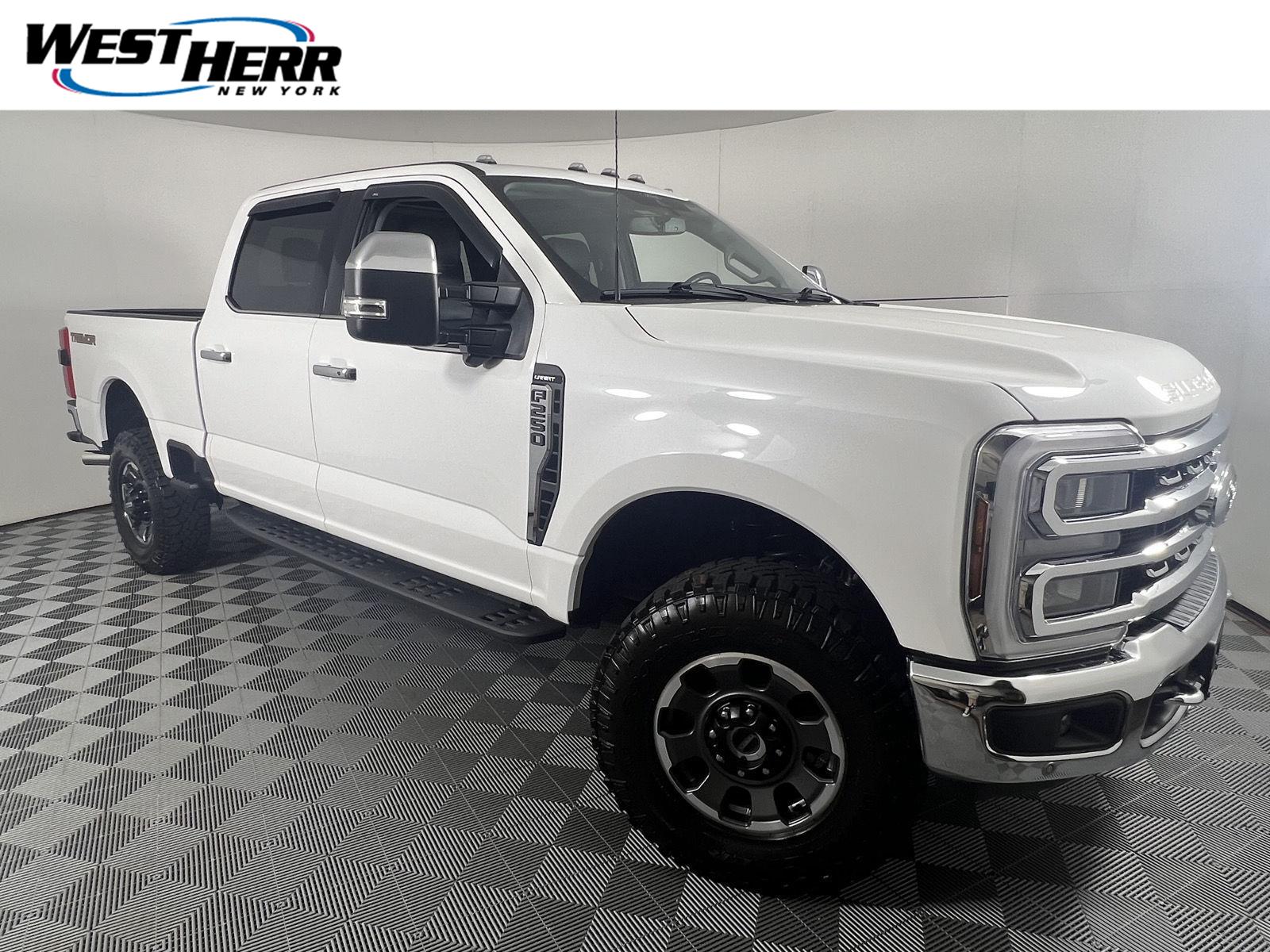 2024 Ford F-250 Super Duty Lariat Crew Cab 4WD    