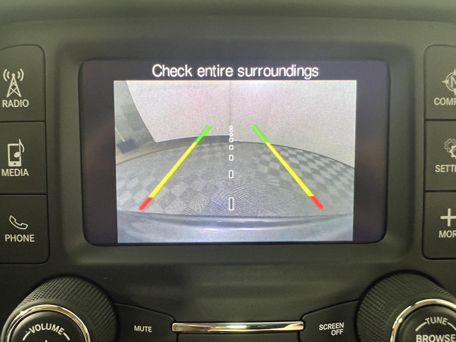 Used 2018 Granite Crystal Metallic Clearcoat Jeep Latitude image 4