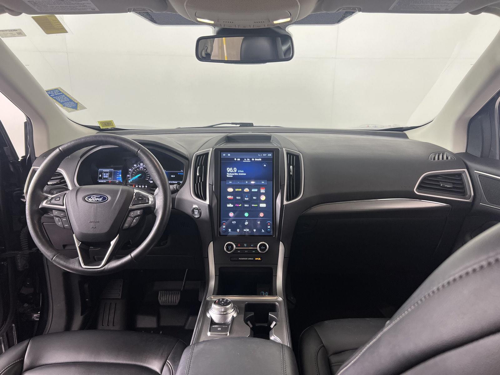 Used 2022 Agate Black Ford SEL image 4