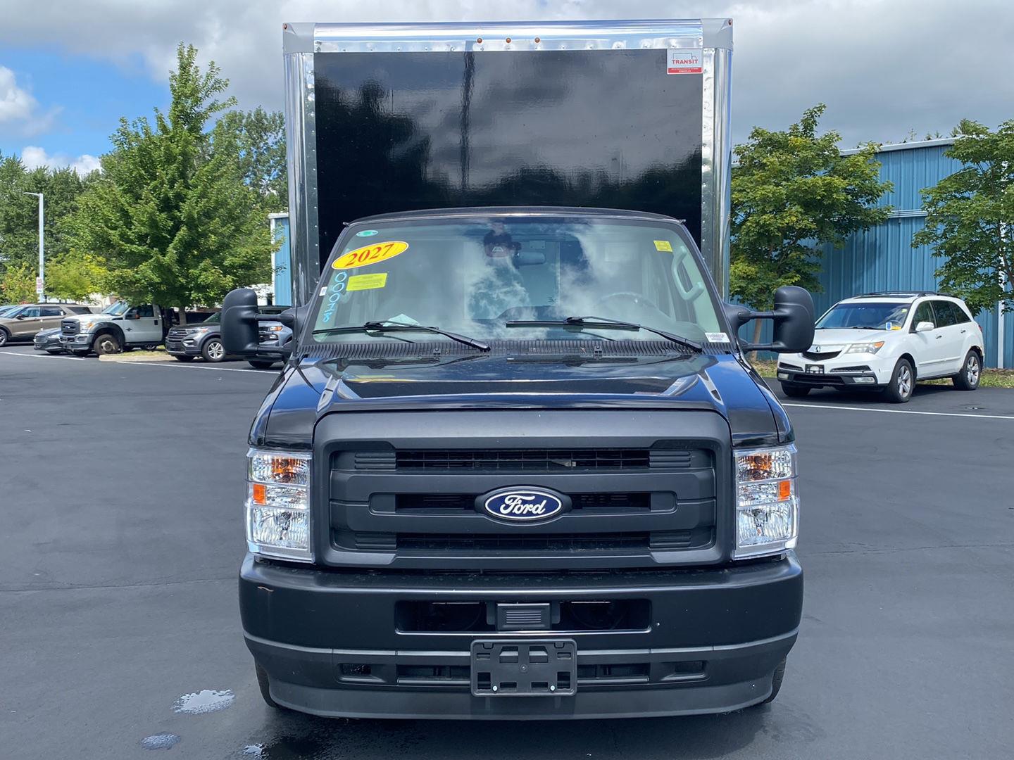 Used 2027 Wh Ford SD image 2