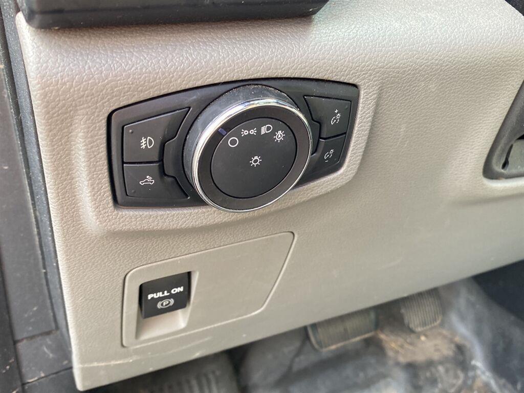Used 2019 Agate Black Ford XL image 15