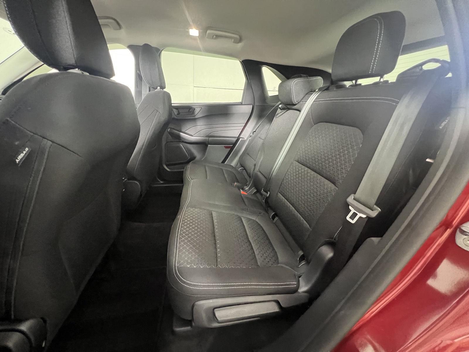 Certified Used 2025 Rapid Red Metallic Tinted Clearcoat Ford Active image 19
