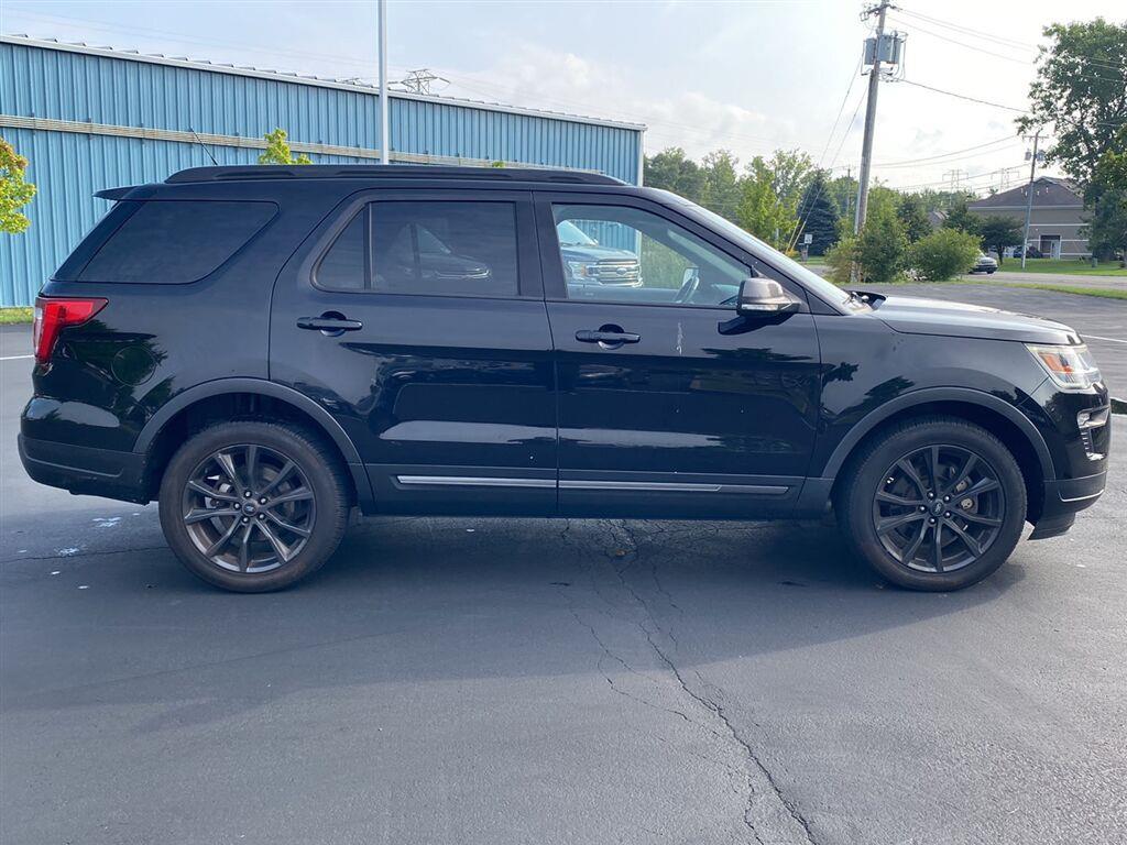 Used 2019 Agate Black Ford XLT image 12