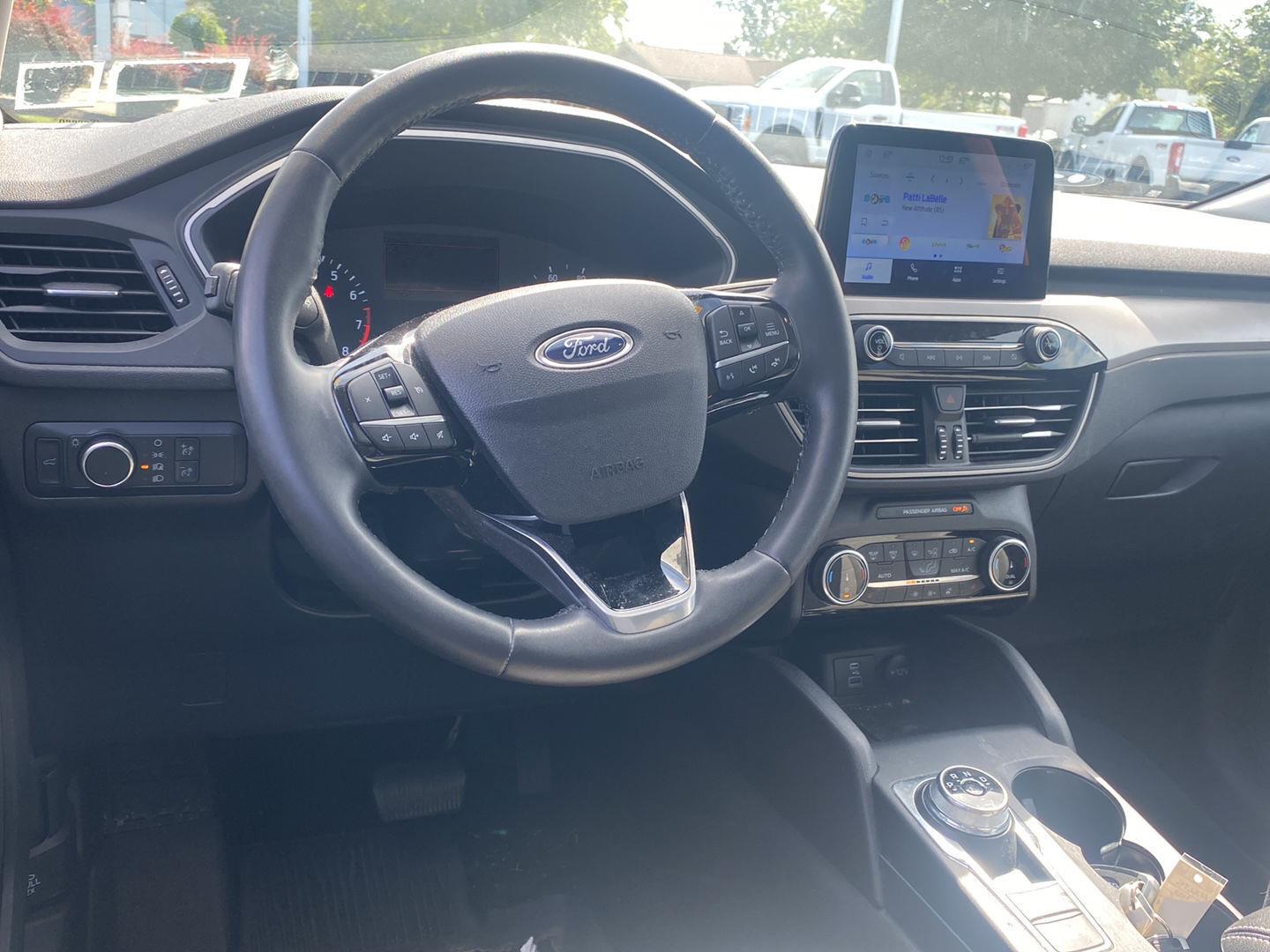 Used 2022 Carbonized Gray Ford SE image 3