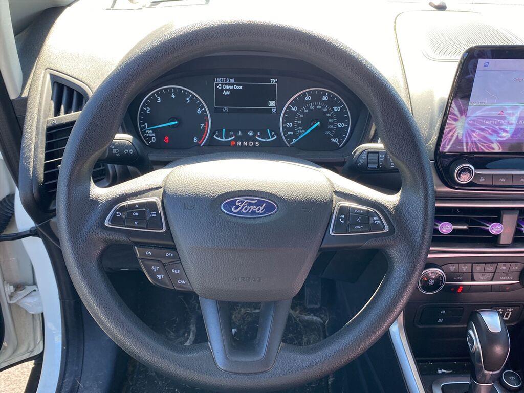 Used 2022 Diamond White Ford SE image 17