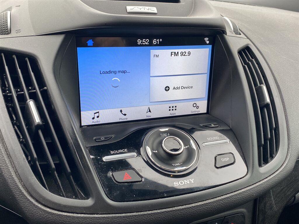 Used 2017 White Platinum Metallic Tri-Coat Ford Titanium image 4