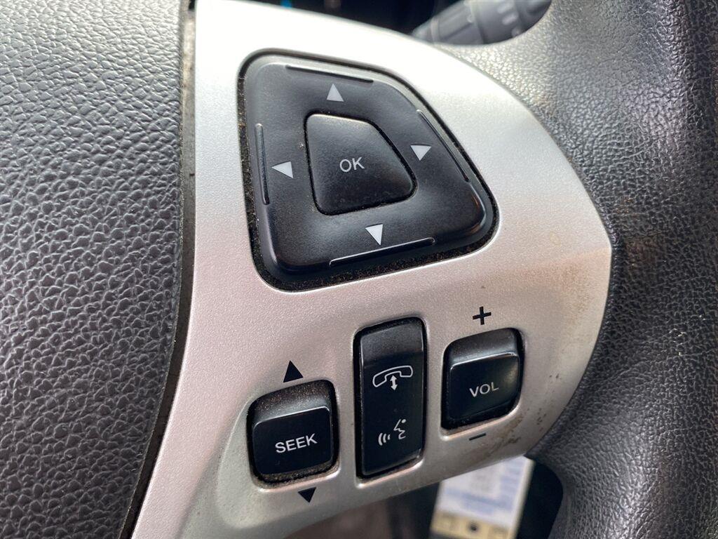 Used 2013 Tuxedo Black Metallic Ford SE image 19