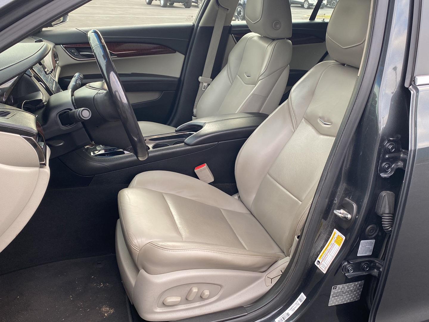 Used 2018 Phantom Gray Metallic Cadillac Luxury AWD image 2