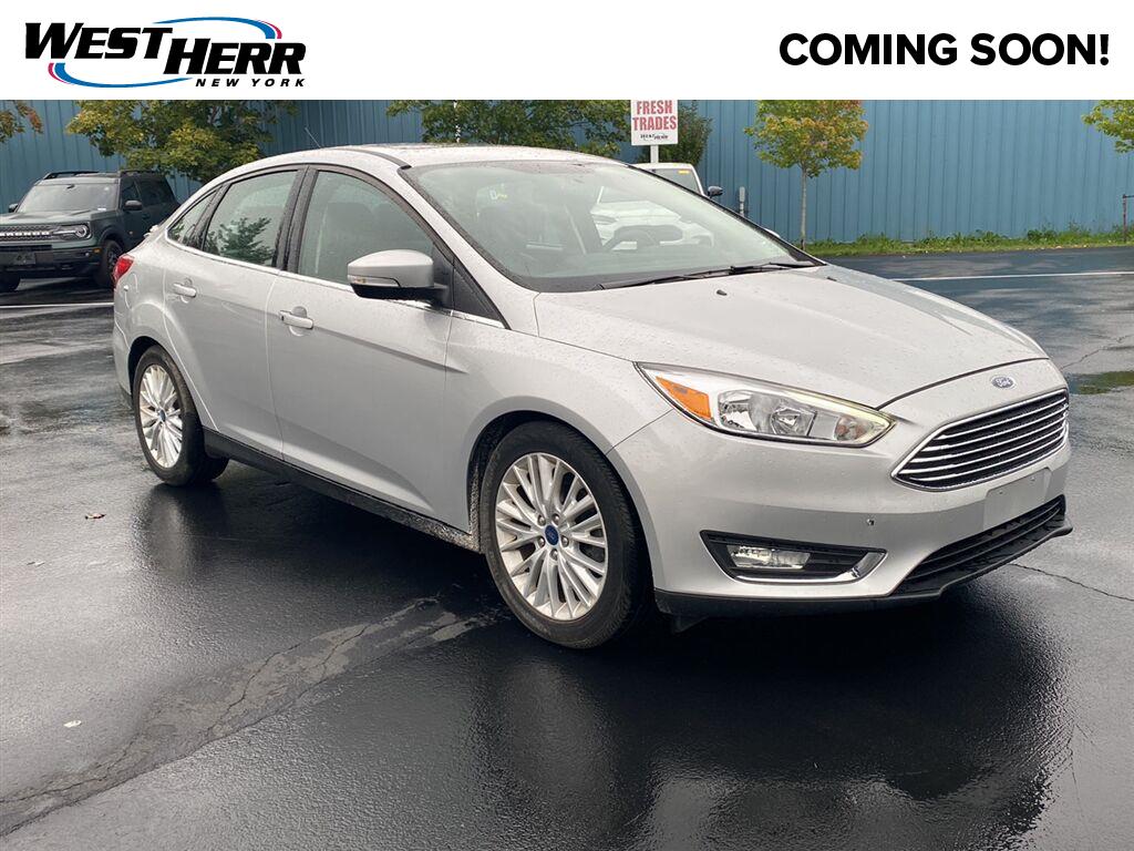 Ingot Silver 2018 Ford Focus Sedan Front-Wheel Drive 6-Speed Automatic