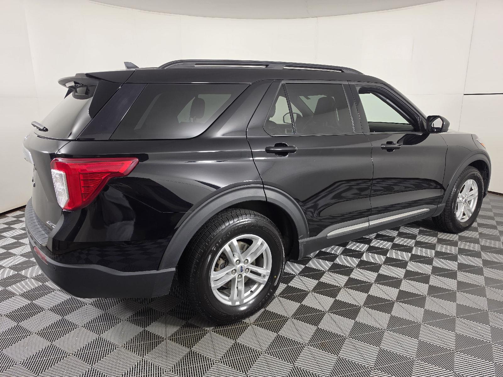 Used 2022 Agate Black Ford XLT image 11