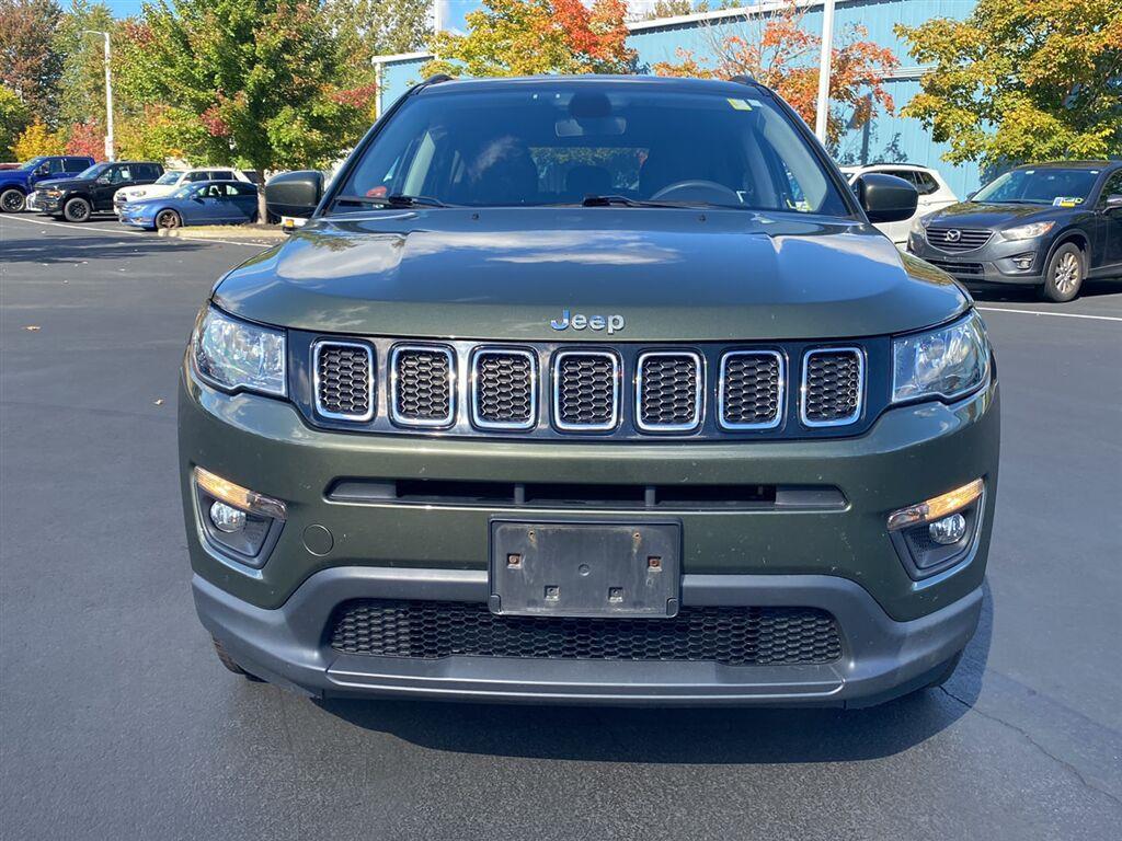 Used 2021 Olive Green Pearlcoat Jeep Latitude image 5
