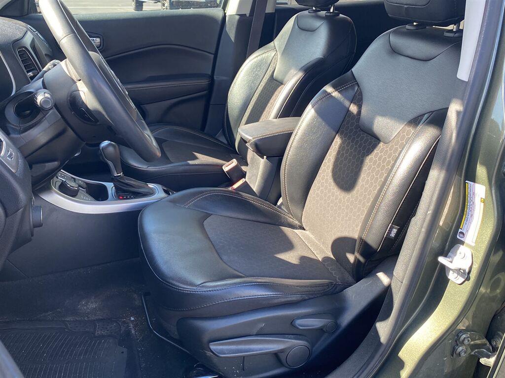 Used 2021 Olive Green Pearlcoat Jeep Latitude image 2