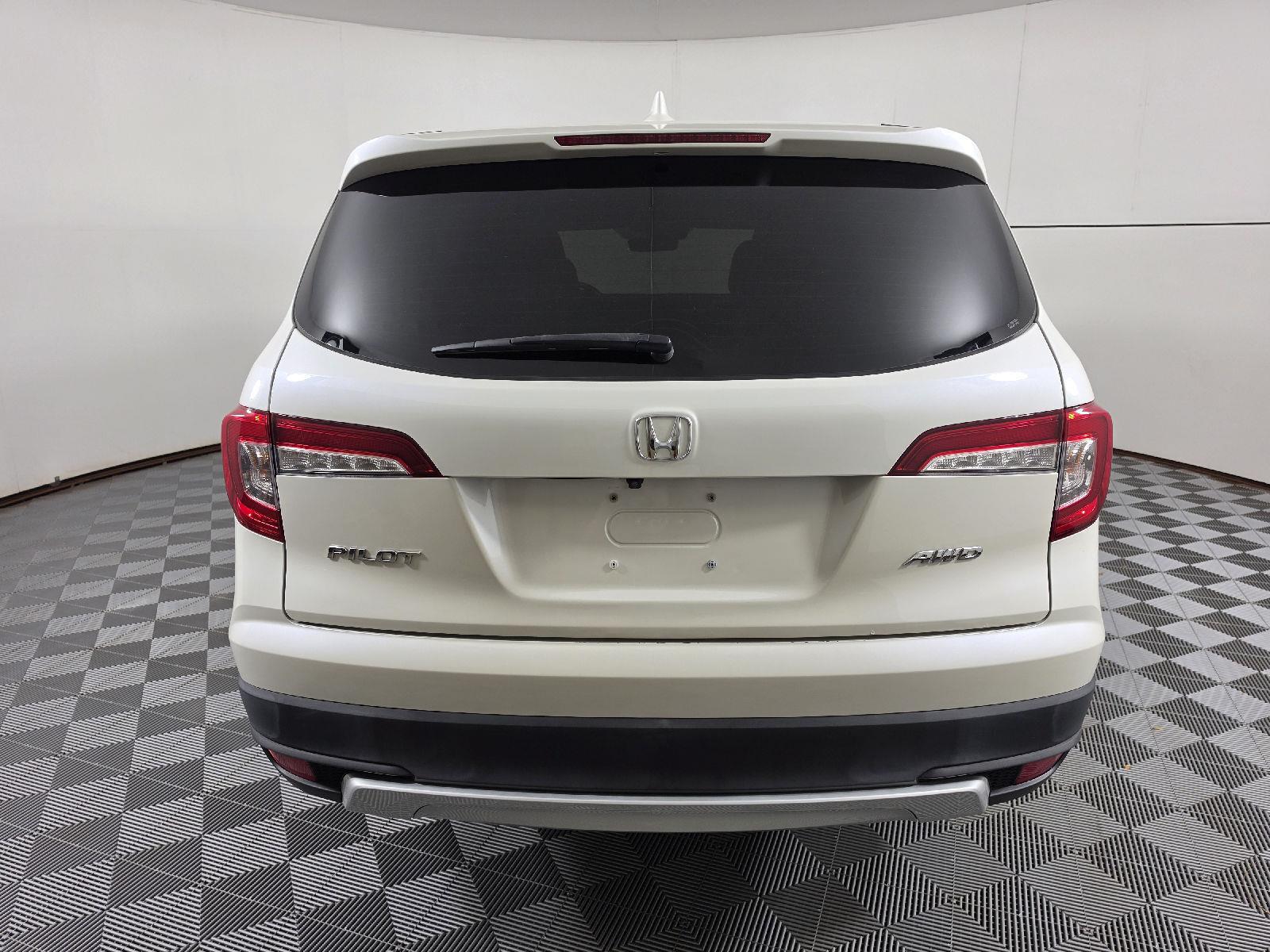 Used 2019 White Diamond Pearl Honda EX-L image 10
