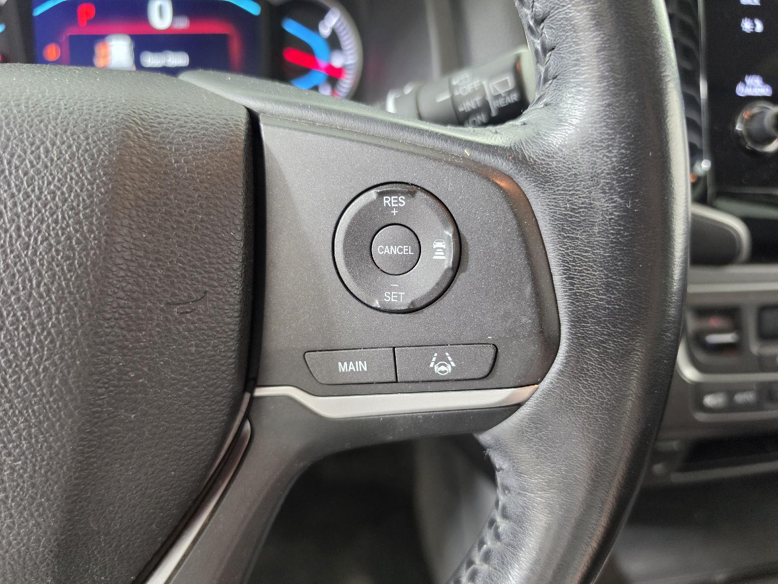 Used 2019 White Diamond Pearl Honda EX-L image 16
