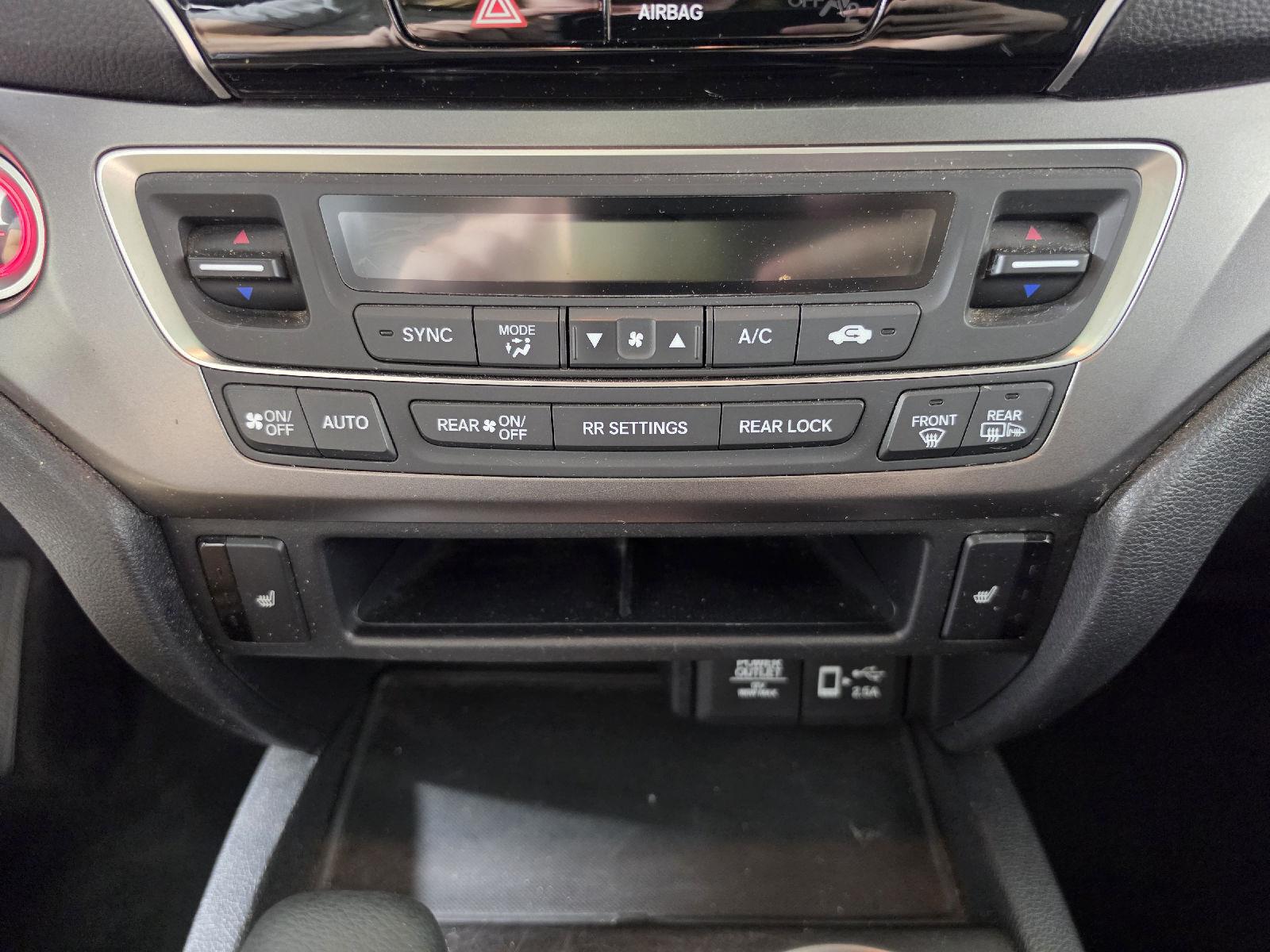 Used 2019 White Diamond Pearl Honda EX-L image 20