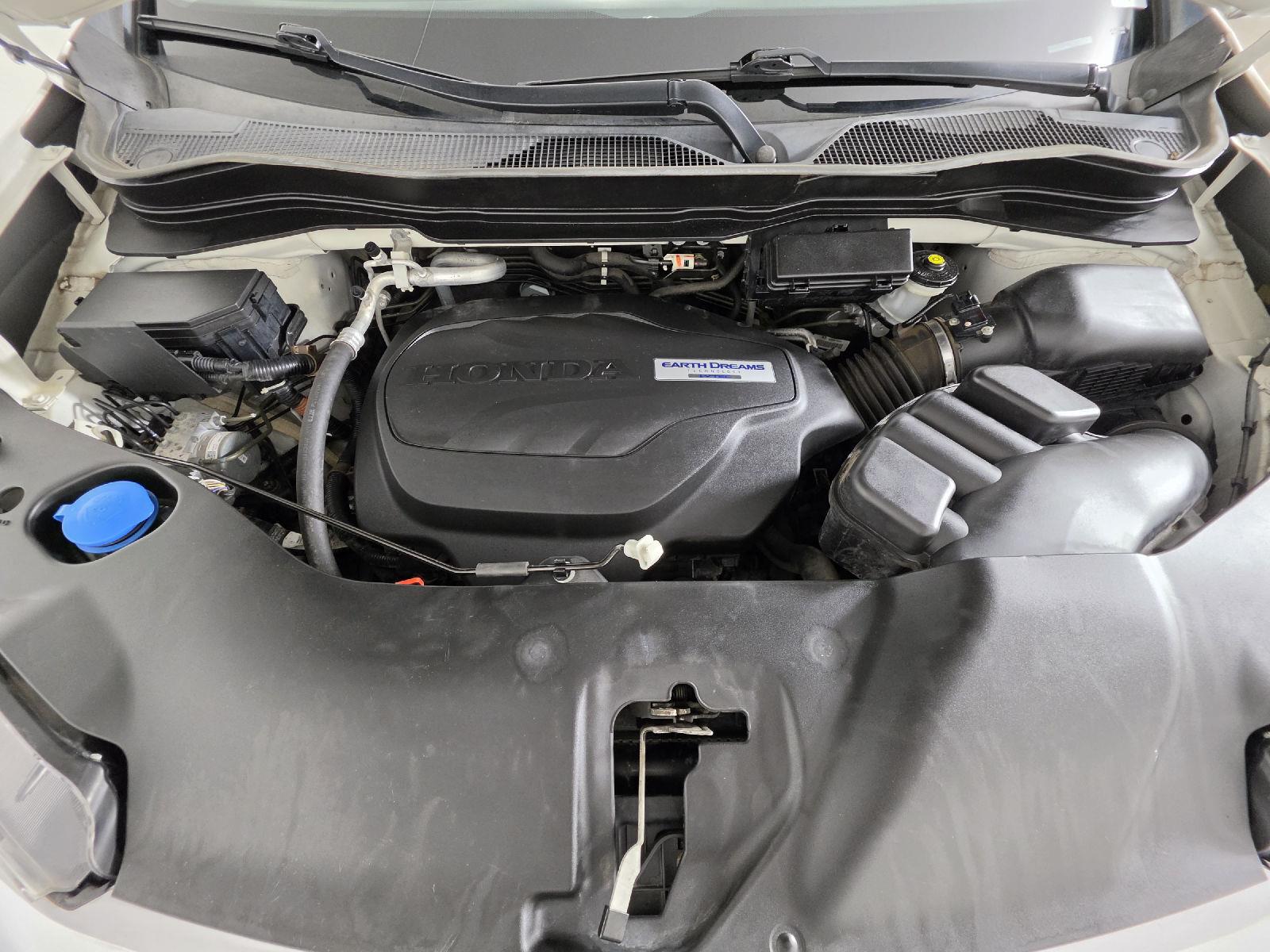 Used 2019 White Diamond Pearl Honda EX-L image 24
