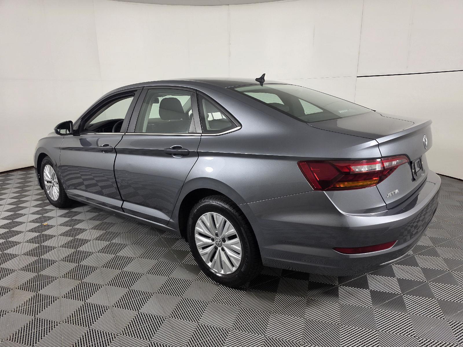 Used 2019 Platinum Gray Metallic Volkswagen S image 8