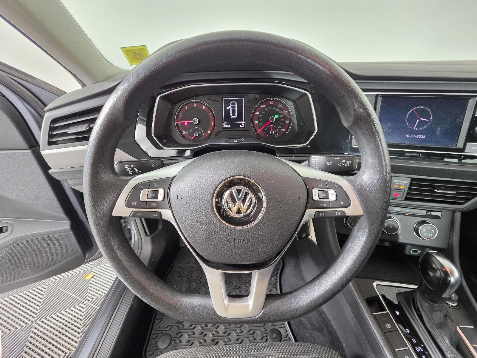 Used 2019 Platinum Gray Metallic Volkswagen S image 13