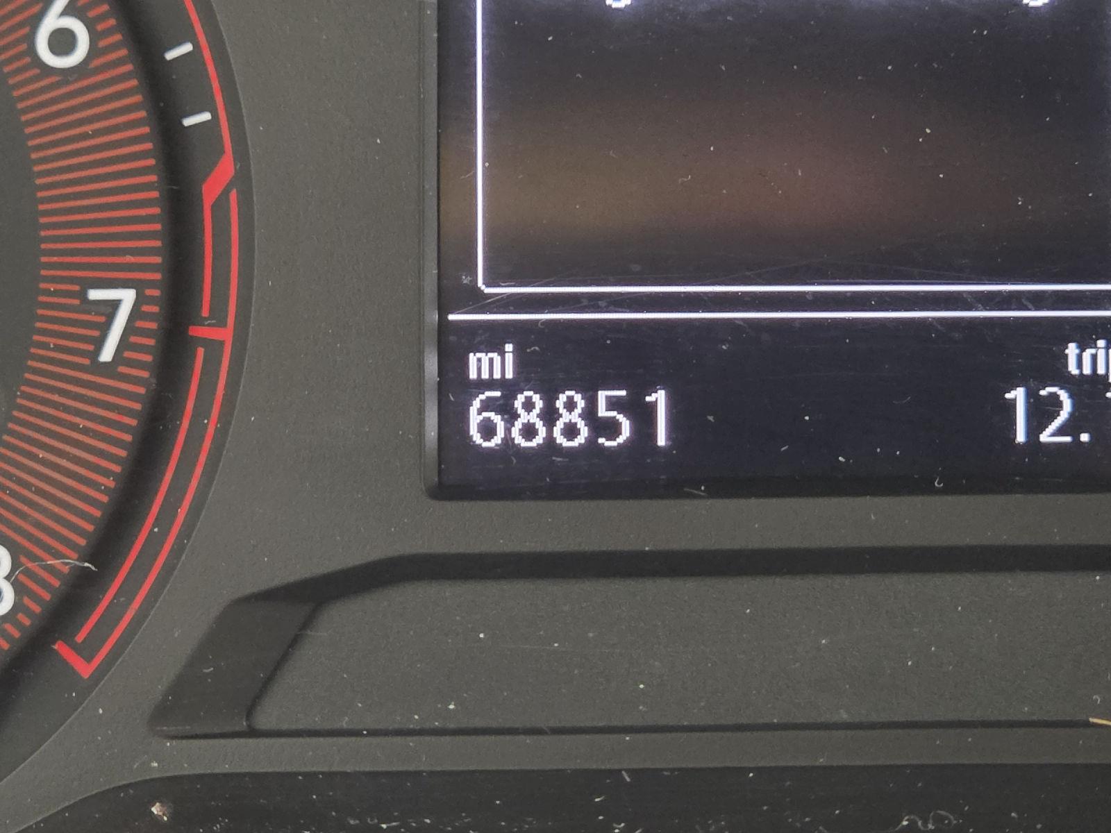 Used 2019 Platinum Gray Metallic Volkswagen S image 17
