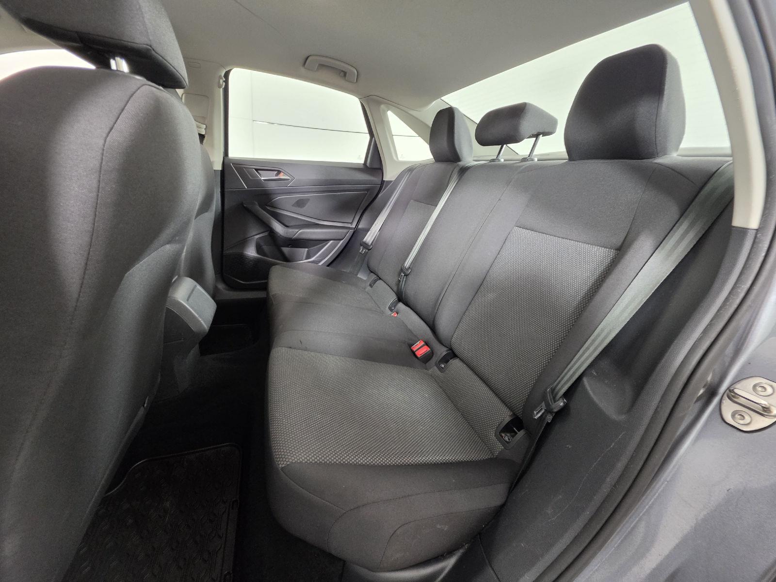 Used 2019 Platinum Gray Metallic Volkswagen S image 19