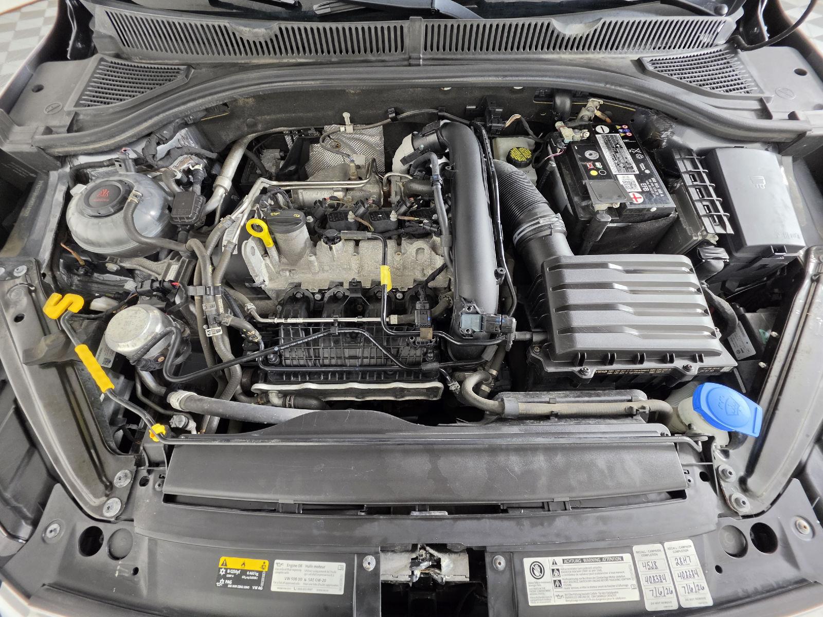 Used 2019 Platinum Gray Metallic Volkswagen S image 21