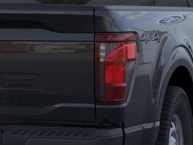 New 2026 UM AGATE BLACK METALLIC FORD  image 21