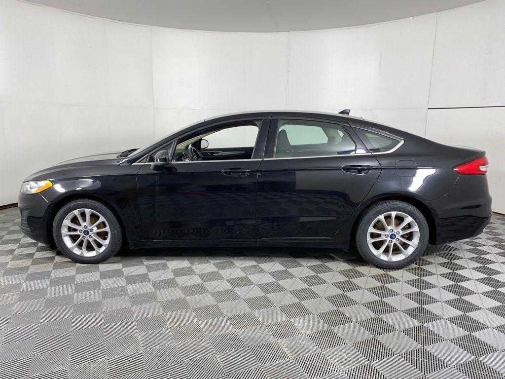 Used 2020 Black Metallic Ford SE image 7