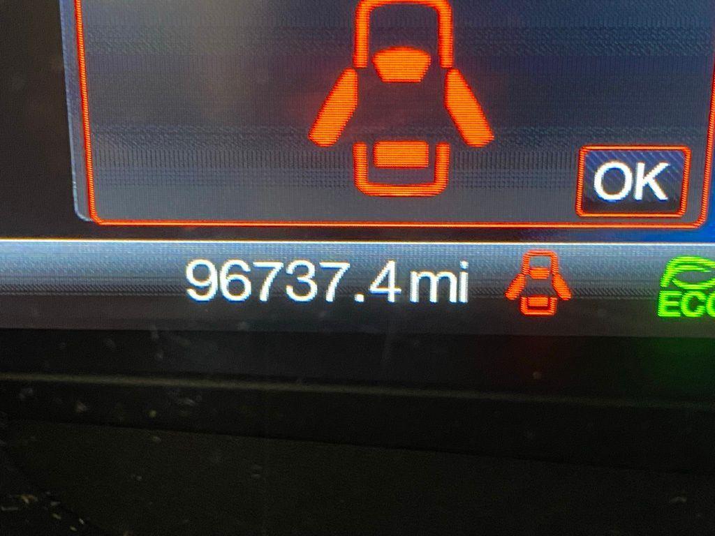 Used 2020 Black Metallic Ford SE image 17