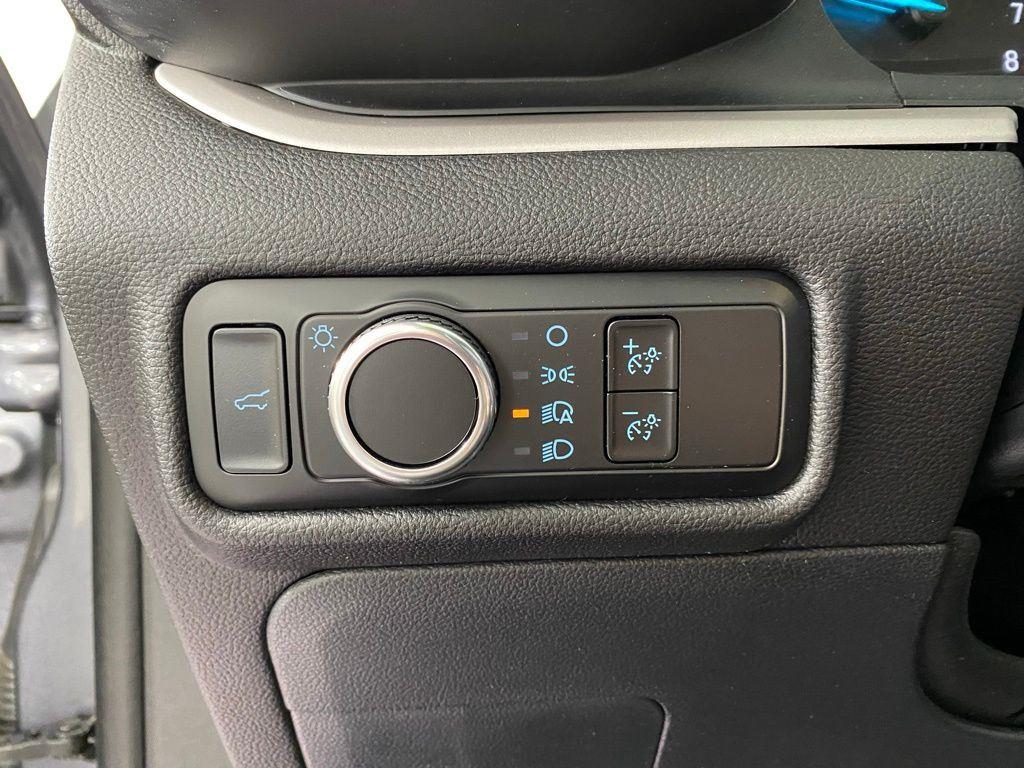 Used 2023 Gray Metallic Ford XLT image 16
