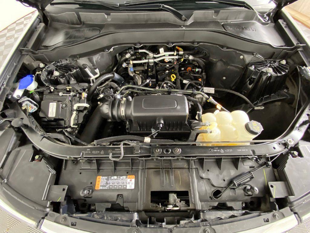 Used 2023 Gray Metallic Ford XLT image 21