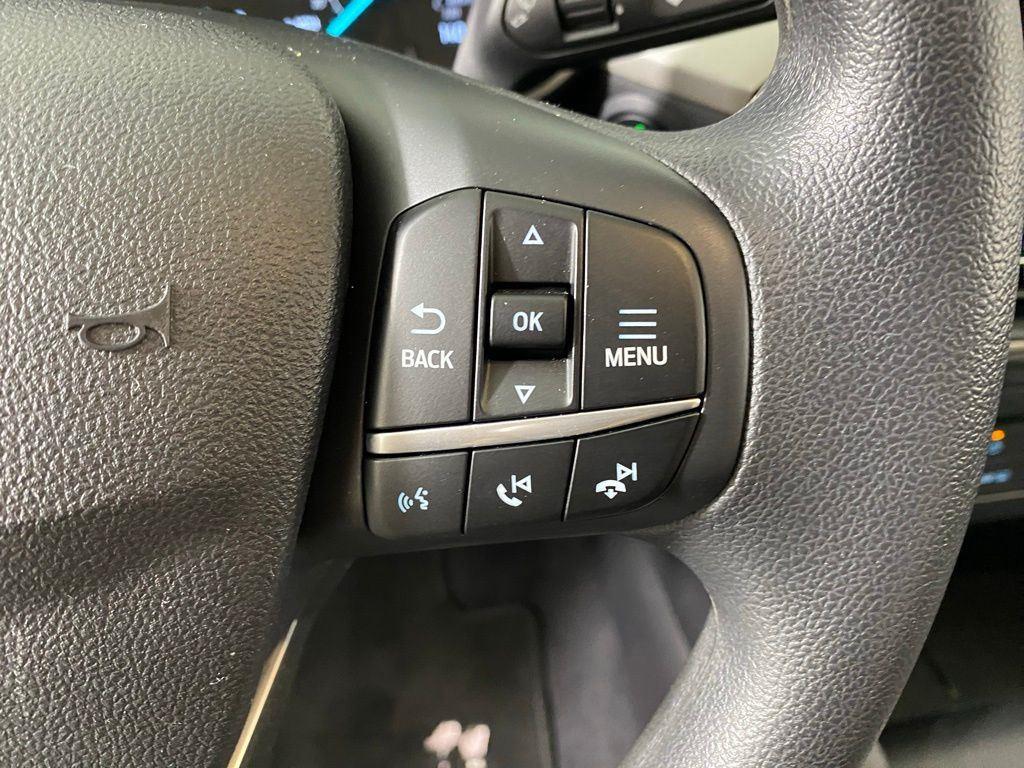 Certified Used 2022 Gray Metallic Ford SE image 15