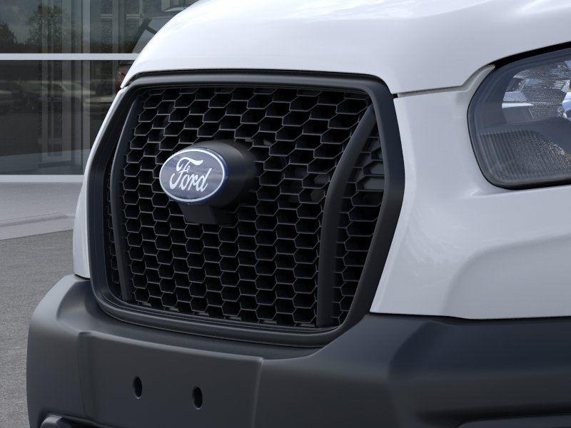 New 2026 Oxford White Ford  image 17