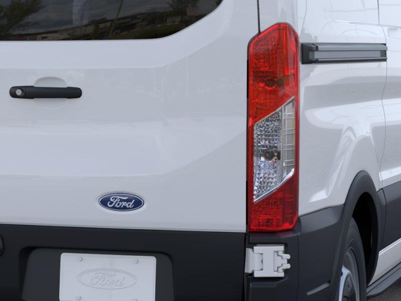 New 2026 Oxford White Ford  image 21